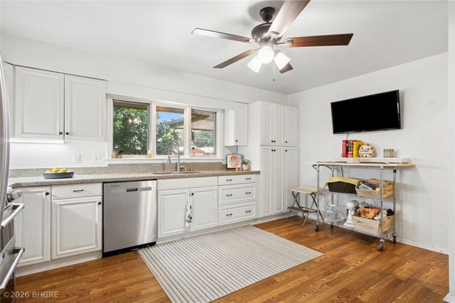 1504 73rd Street, Windsor Heights, IA 50324