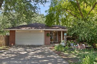 1504 73rd Street, Windsor Heights, IA 50324
