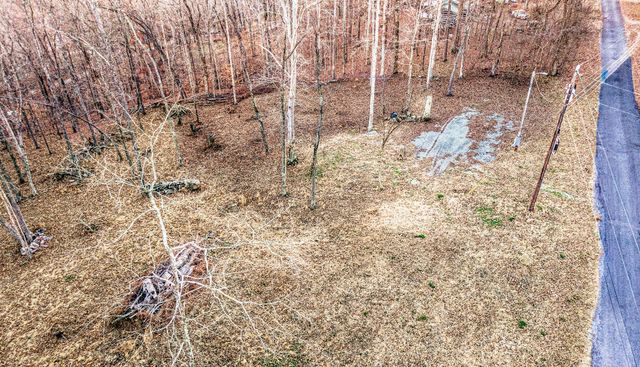 372 Cheree Loop, Stewart, TN 37175