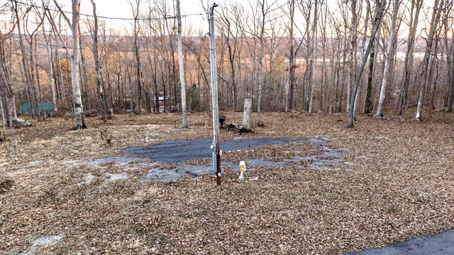 372 Cheree Loop, Stewart, TN 37175