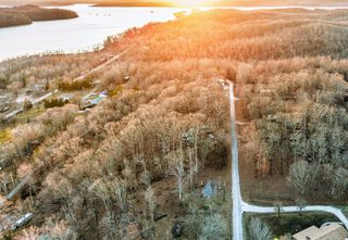 372 Cheree Loop, Stewart, TN 37175