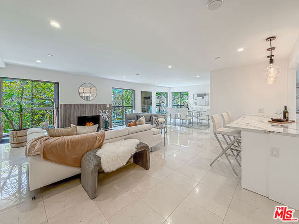 1133 5th Street 301, Santa Monica, CA 90403