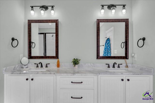 226 Landings Pointe Lane, Warner Robins, GA 31088