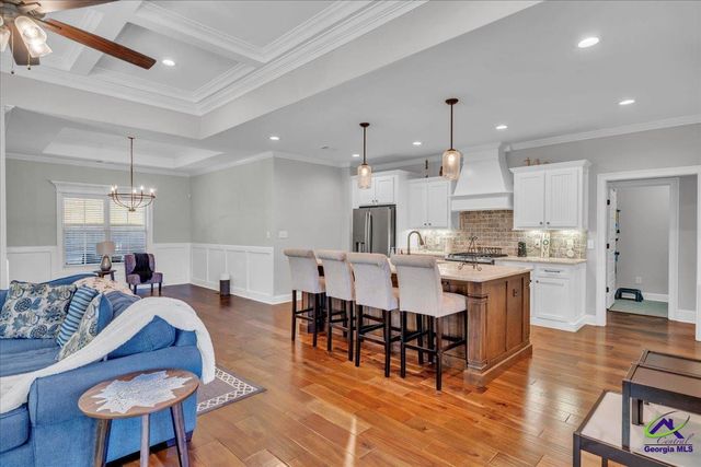 226 Landings Pointe Lane, Warner Robins, GA 31088