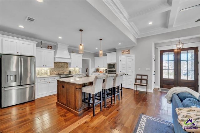 226 Landings Pointe Lane, Warner Robins, GA 31088