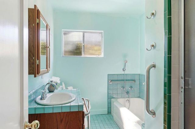 7520 Carmel Street, Gilroy, CA 95020