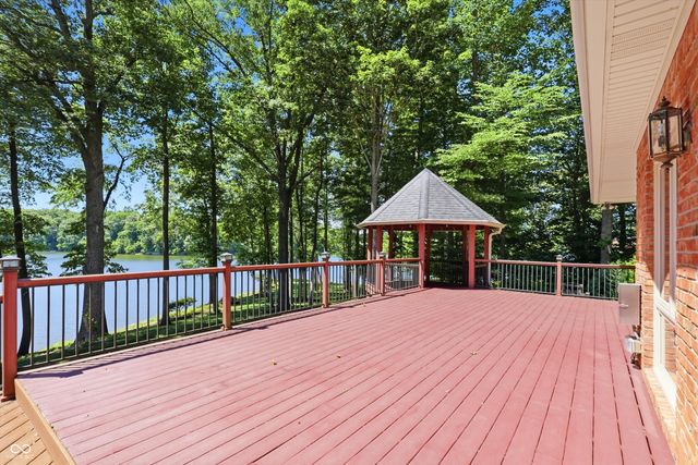 7540 S Susan Lane, Trafalgar, IN 46181
