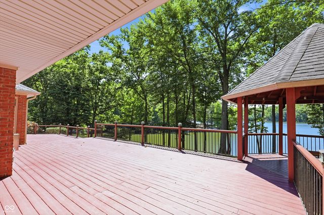 7540 S Susan Lane, Trafalgar, IN 46181