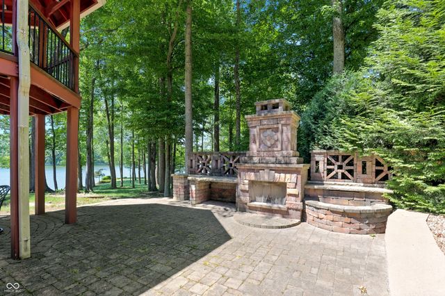 7540 S Susan Lane, Trafalgar, IN 46181