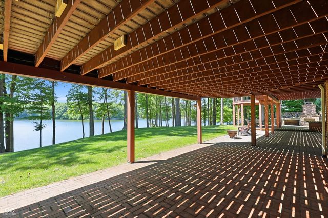 7540 S Susan Lane, Trafalgar, IN 46181