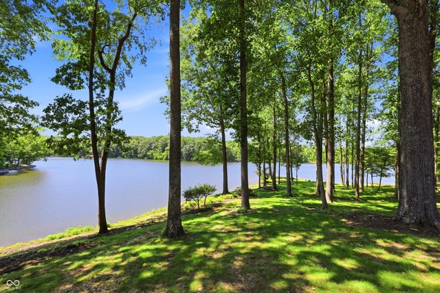 7540 S Susan Lane, Trafalgar, IN 46181
