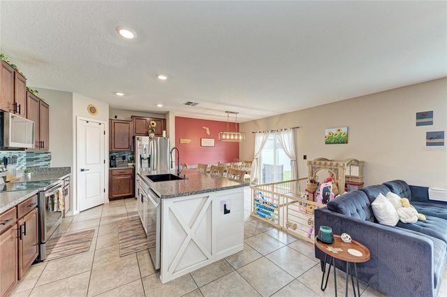 17112 YELLOW PINE STREET, Wimauma, FL 33598