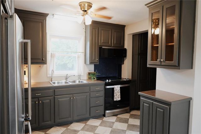 9845 Evening Star Road, Eudora, KS 66025