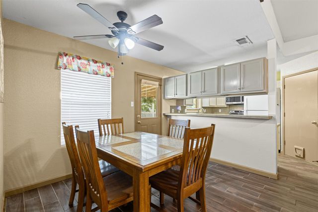 1107 Lynnwood Court, Cleburne, TX 76033
