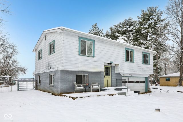 5127 N 500 W, Fairland, IN 46126