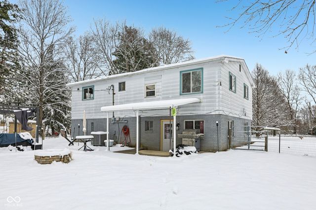 5127 N 500 W, Fairland, IN 46126