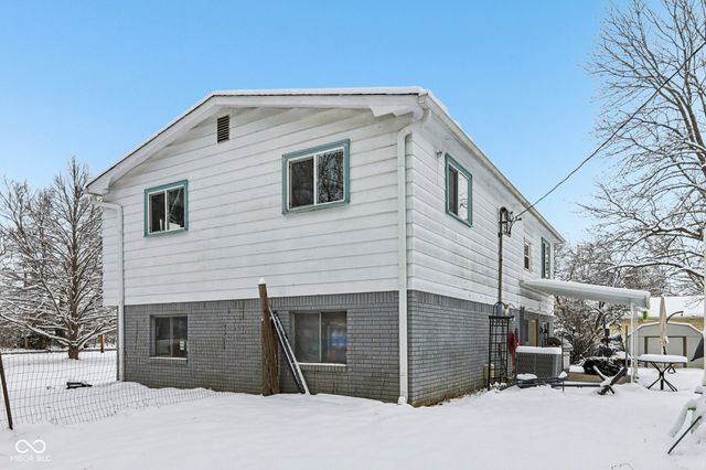 5127 N 500 W, Fairland, IN 46126