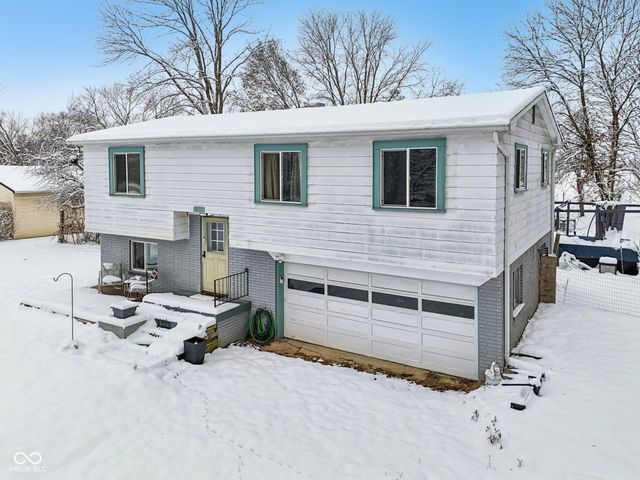 5127 N 500 W, Fairland, IN 46126