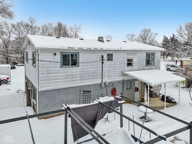 5127 N 500 W, Fairland, IN 46126