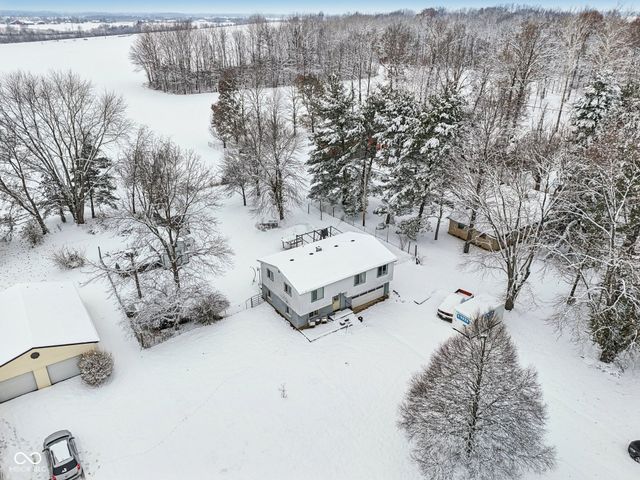 5127 N 500 W, Fairland, IN 46126