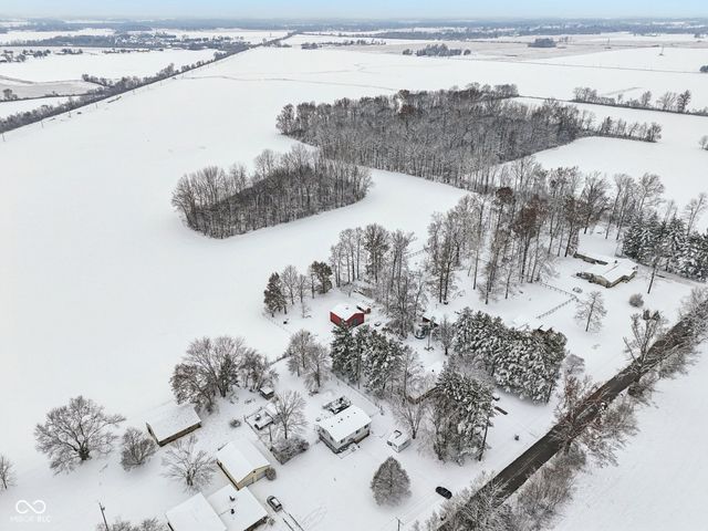 5127 N 500 W, Fairland, IN 46126