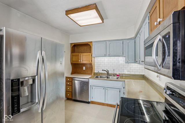 5127 N 500 W, Fairland, IN 46126