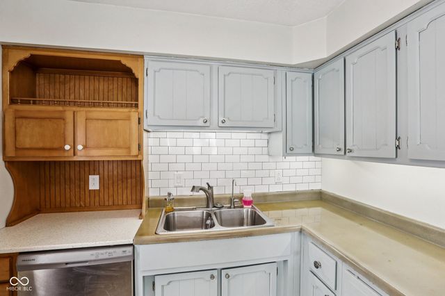 5127 N 500 W, Fairland, IN 46126