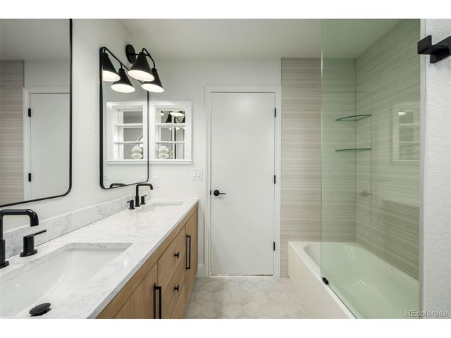 9507 Burgundy Cir, Highlands Ranch, CO 80126