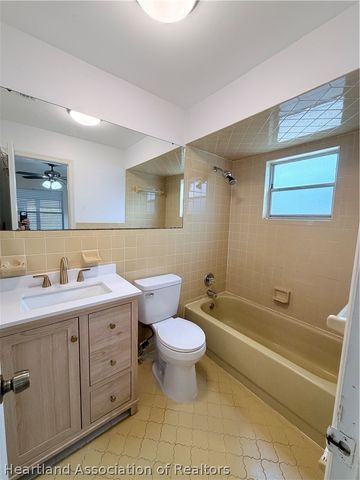 4102 Vilabella Drive, Sebring, FL 33872