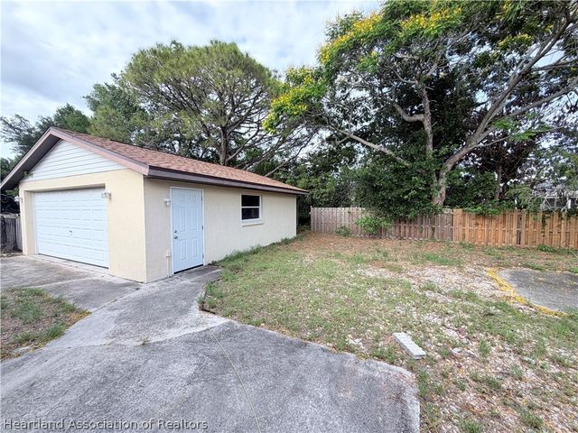 4102 Vilabella Drive, Sebring, FL 33872