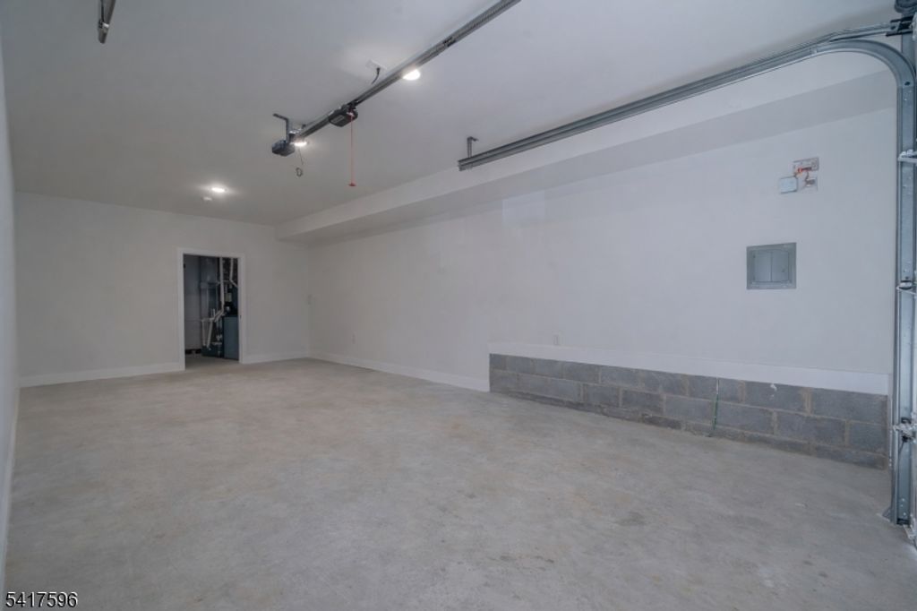 Image 22 of property listing at 39 Grace St, Irvington Twp., NJ 07111