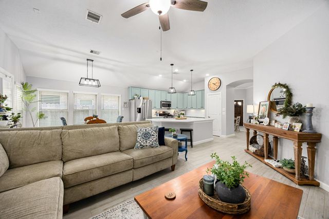 12830 Bridle Springs Lane, Houston, TX 77044