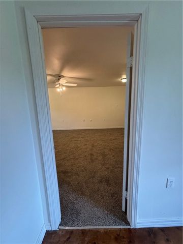 1333 County Road 216, Eureka Springs, AR 72632