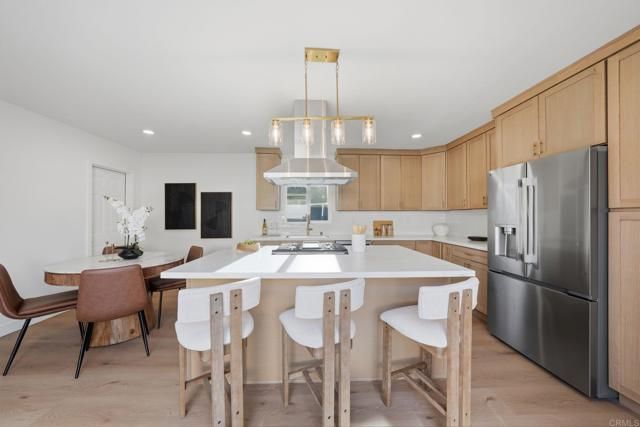 8330 Dallas St, La Mesa, CA 91942