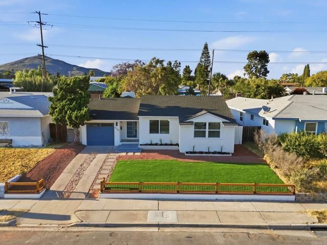 8330 Dallas St, La Mesa, CA 91942