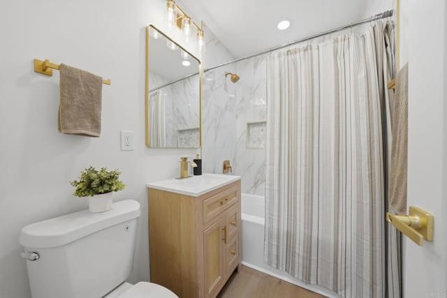 8330 Dallas St, La Mesa, CA 91942