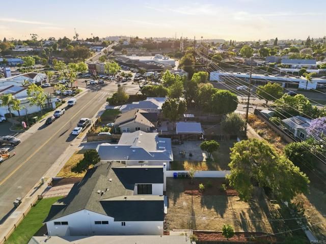 8330 Dallas St, La Mesa, CA 91942