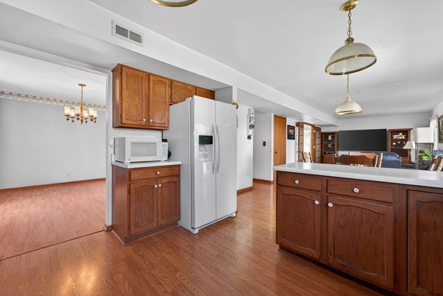 1868 Pastoral Lane, Hanover Park, IL 60133
