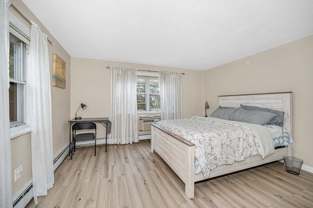 A4 Colonial Dr 7, Andover, MA 01810