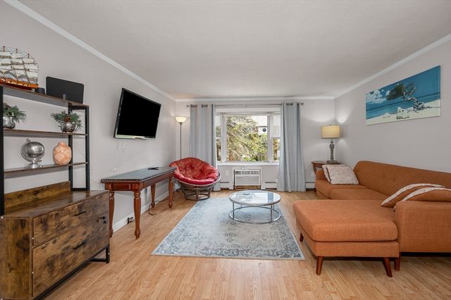 A4 Colonial Dr 7, Andover, MA 01810