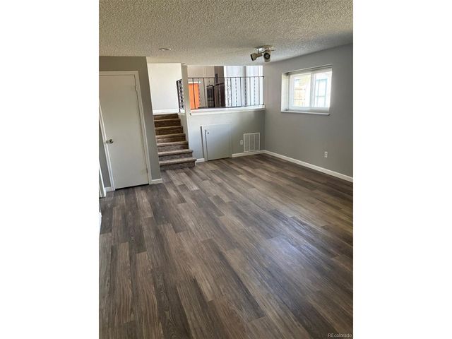 9315 W Girard Pl, Lakewood, CO 80227