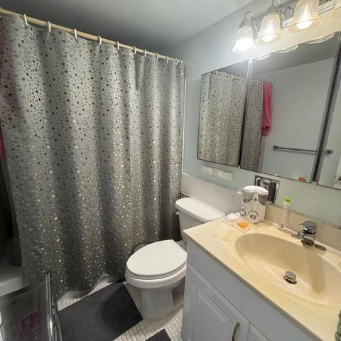 2102 Lake Osborne Drive 20, Lake Worth Beach, FL 33461