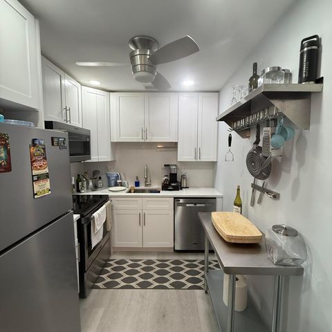 2102 Lake Osborne Drive 20, Lake Worth Beach, FL 33461