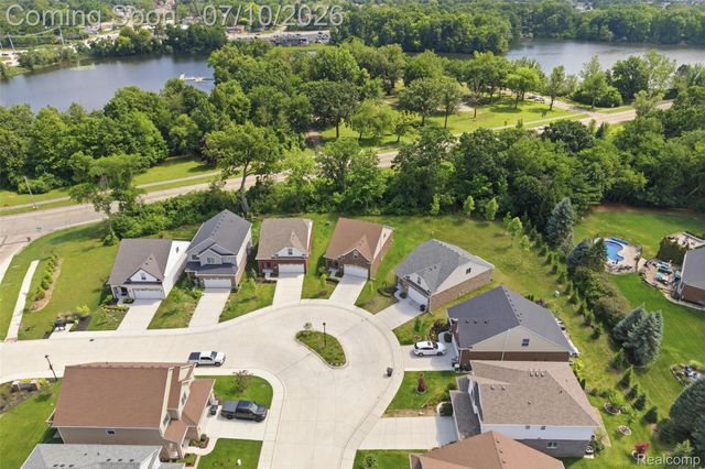 11789 Hines Place Drive, Livonia, MI 48150