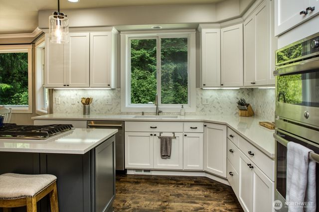 9207 158th Street Ct NW, Gig Harbor, WA 98329