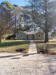 1411 Fairview Drive, Stockbridge, GA 30281
