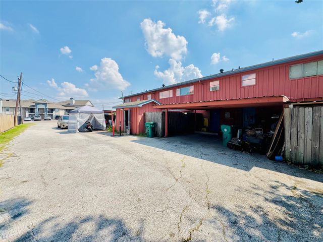 2816 Lafferty Road 4, Pasadena, TX 77502