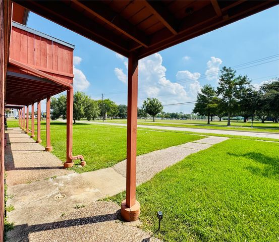 2816 Lafferty Road 4, Pasadena, TX 77502