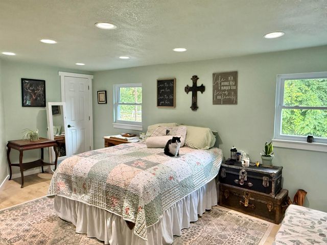 245 Morrow Road, Huntington, WV 25701