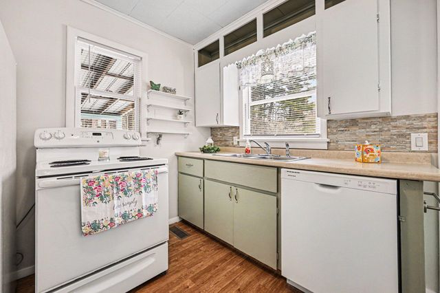 13249 Algoma Avenue NE, Cedar Springs, MI 49319